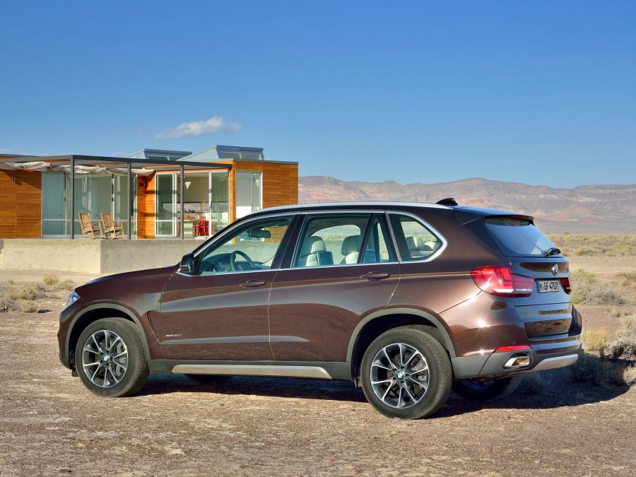  BMW X5 xDrive 5.0i 2013 года  (фото 13 из 30)